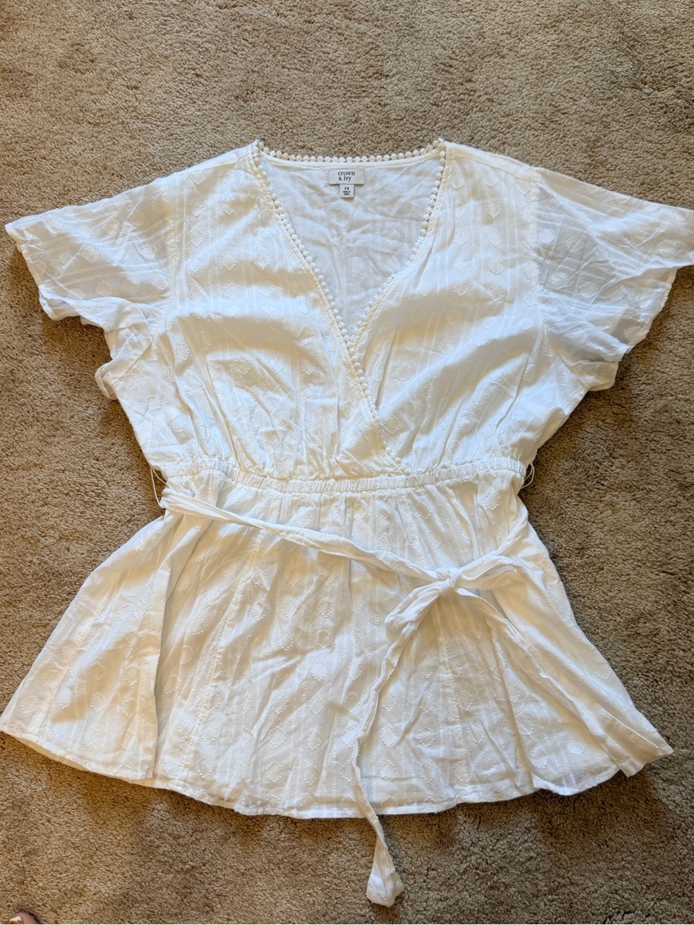 Woman's Crown & Ivy white summer lined eyelet tie top seize 1X 100% cotton